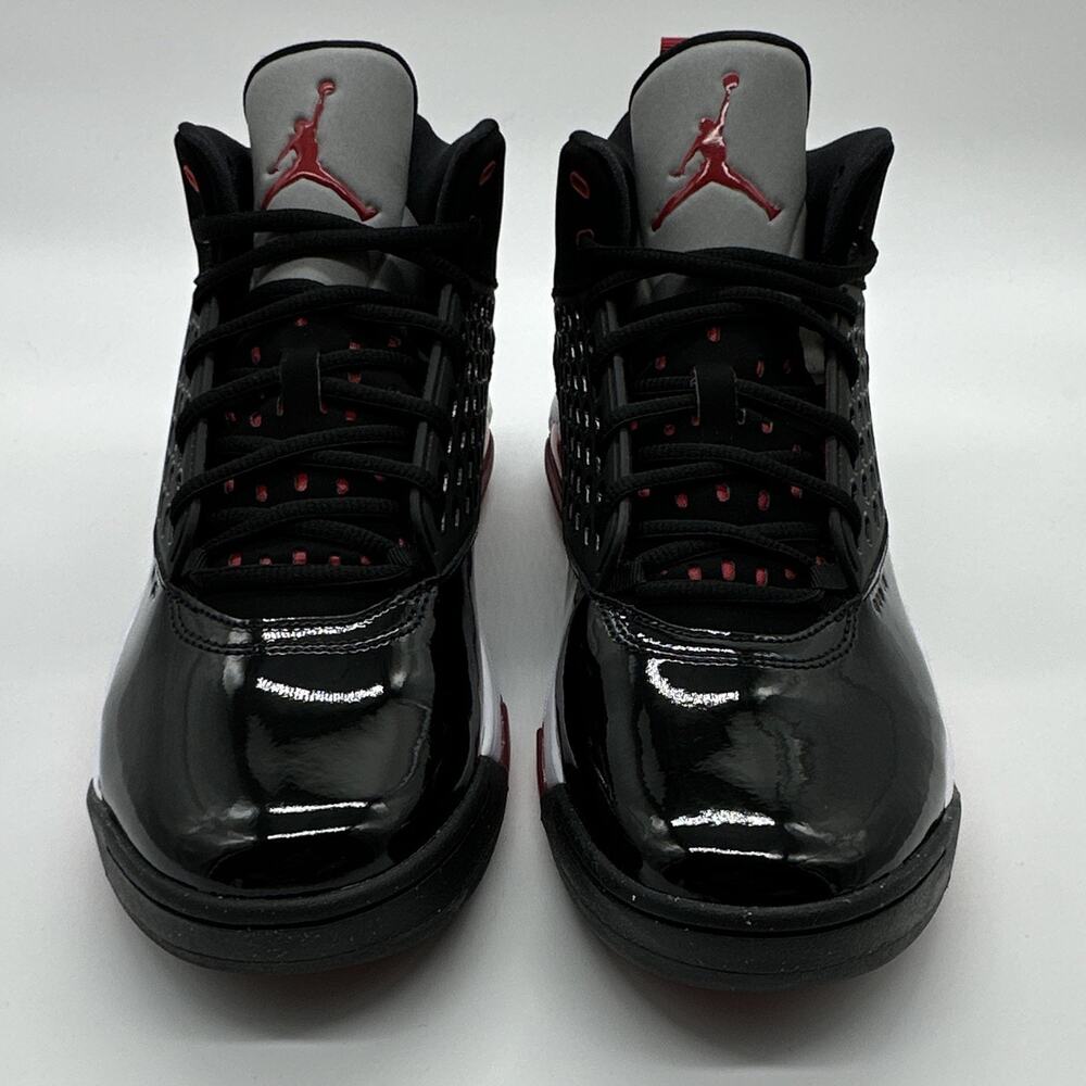 Jordan Maxin 200 Black/Gym Red Men’s Size 11